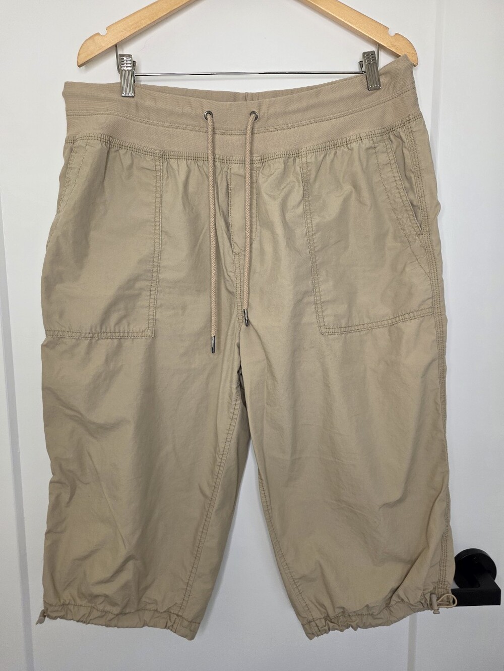 Joe Fresh Cargo Capris SZ XL 100% Cotton